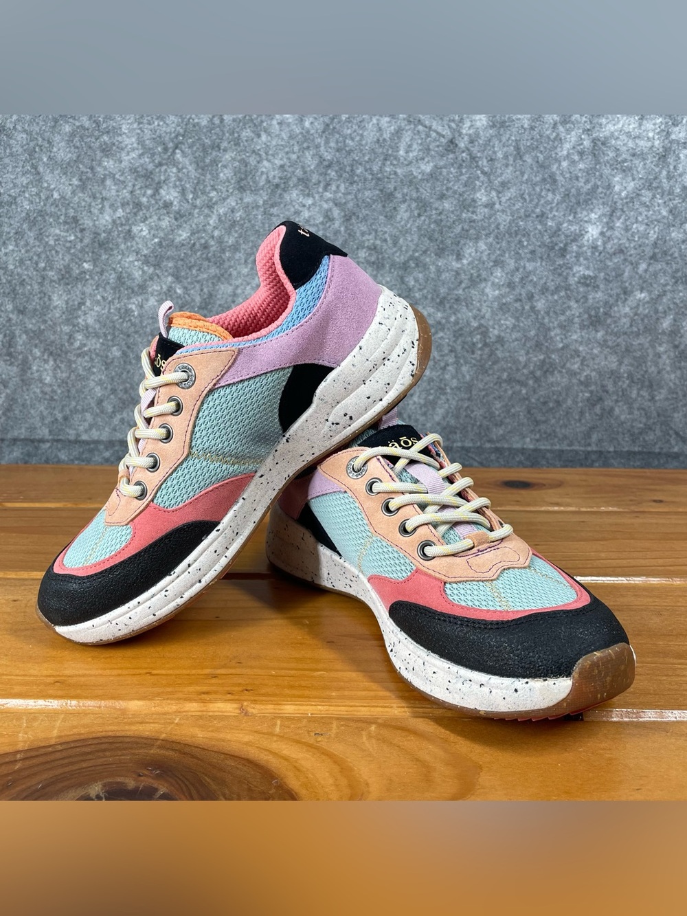 Taos Advance Womens 7 Seafoam Multi Suede Mesh Arch Support Walking Sneakers - Picture 9 of 15